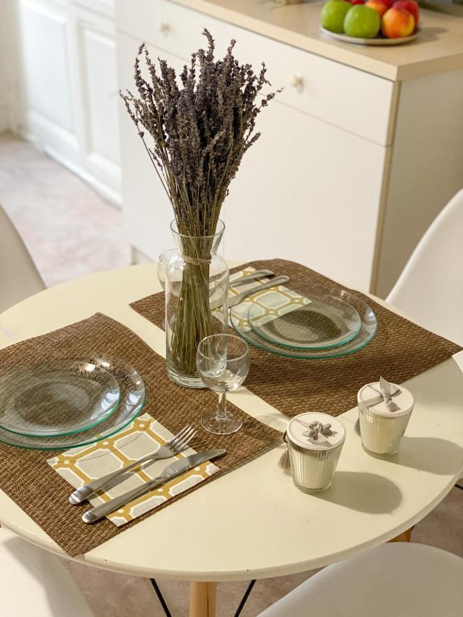 Cosy Apartment In The Heart Of Fontainebleau Kültér fotó