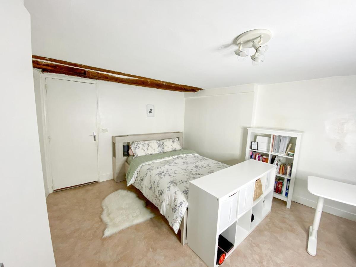 Cosy Apartment In The Heart Of Fontainebleau Kültér fotó
