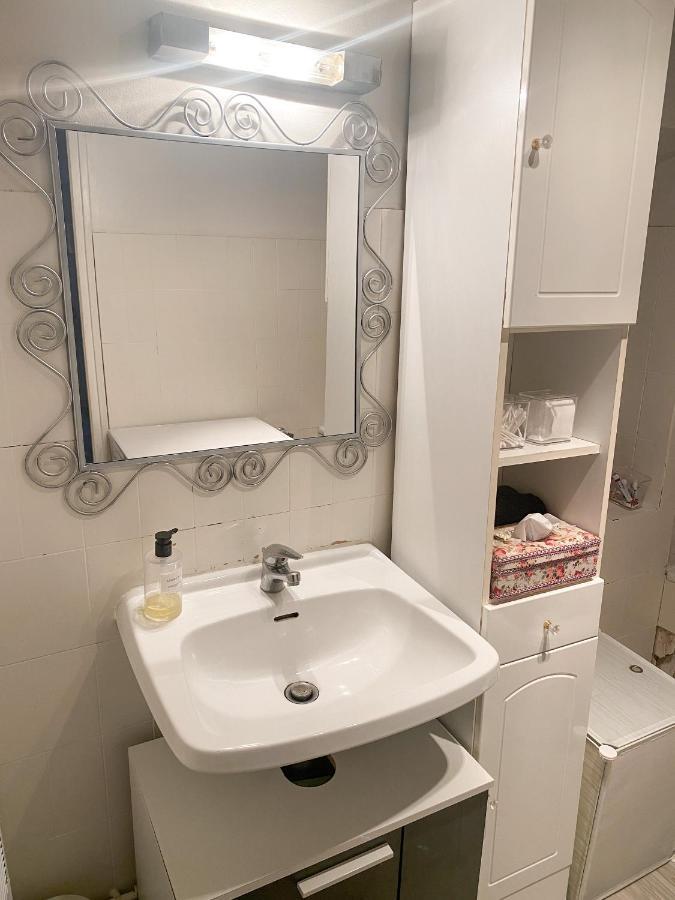 Cosy Apartment In The Heart Of Fontainebleau Kültér fotó