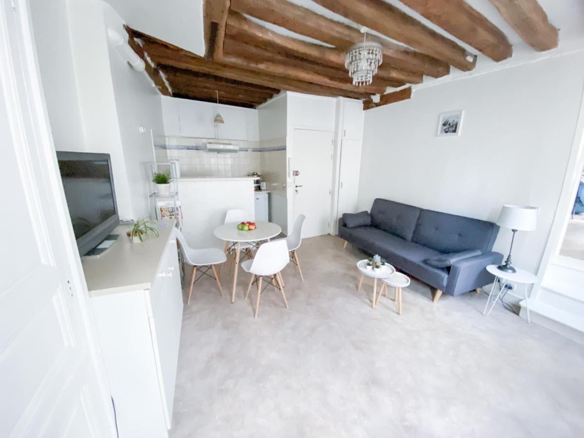 Cosy Apartment In The Heart Of Fontainebleau Kültér fotó